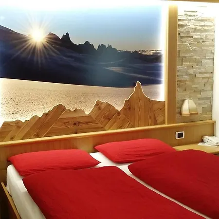 Rifugio Capanna Passo Valles Bed & Breakfast *