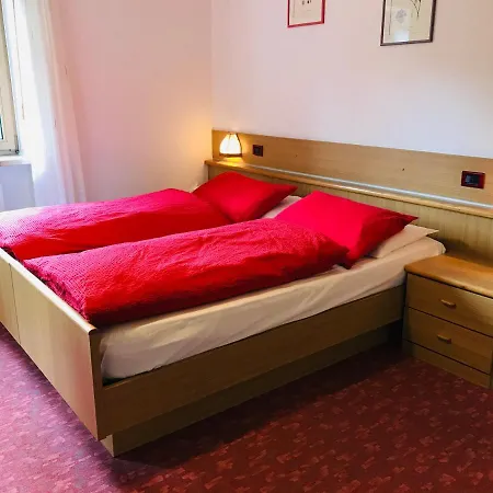 Rifugio Capanna Passo Valles Bed & Breakfast *