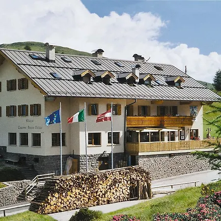 Rifugio Capanna Passo Valles פלקאדה