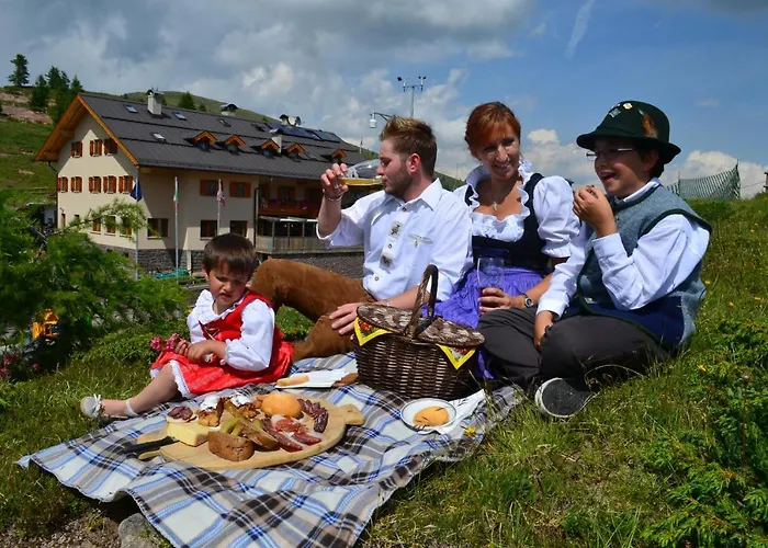 Bed & Breakfast Rifugio Capanna Passo Valles Falcade