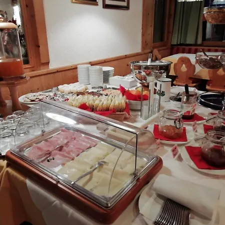 Bed & Breakfast Rifugio Capanna Passo Valles