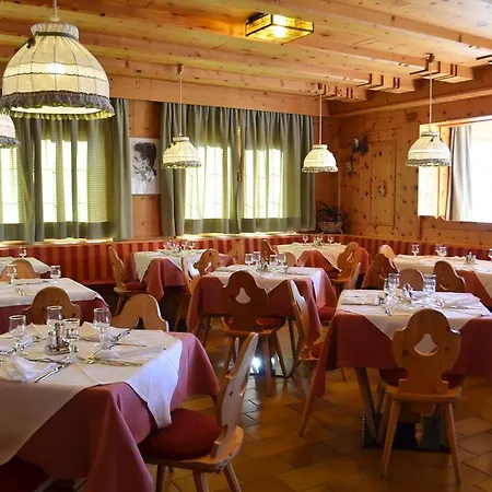 Frühstückspension Rifugio Capanna Passo Valles